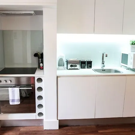Beautiful With Terrace In Príncipe Real Apartamento